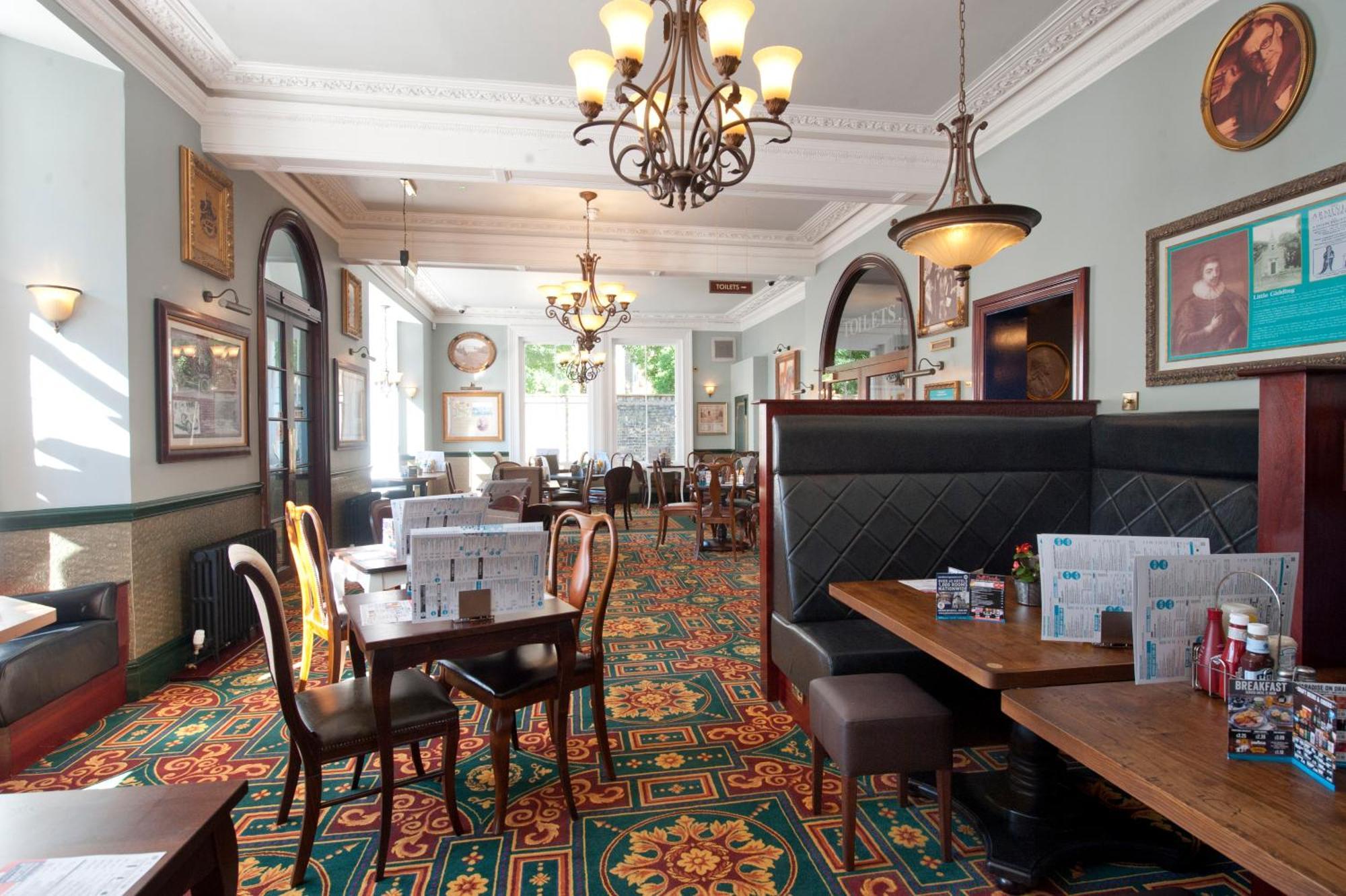 Sandford House Hotel Wetherspoon Huntingdon Exteriör bild