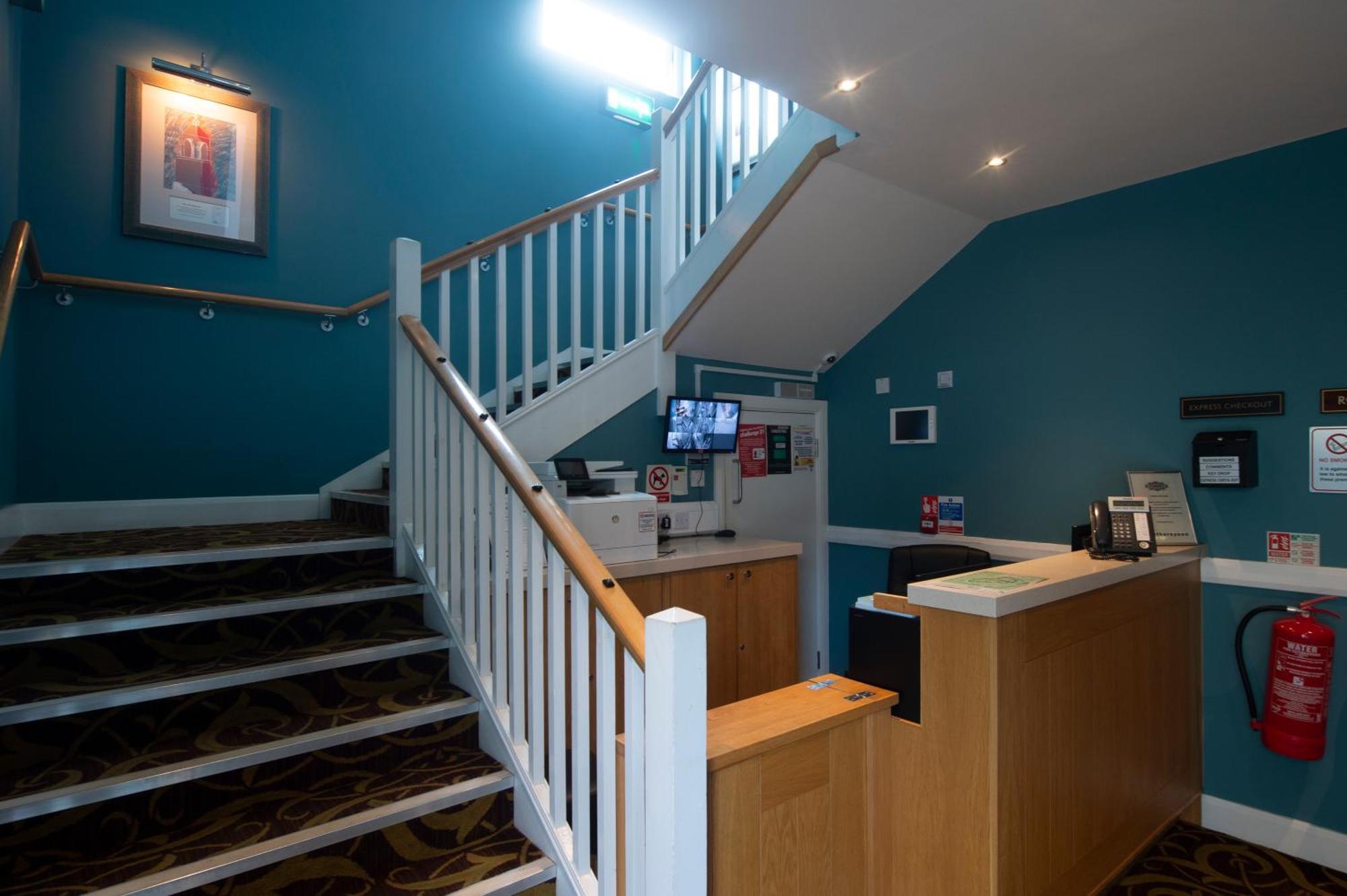 Sandford House Hotel Wetherspoon Huntingdon Exteriör bild