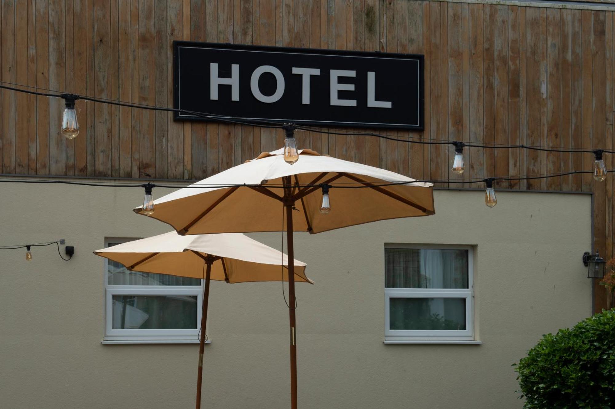 Sandford House Hotel Wetherspoon Huntingdon Exteriör bild