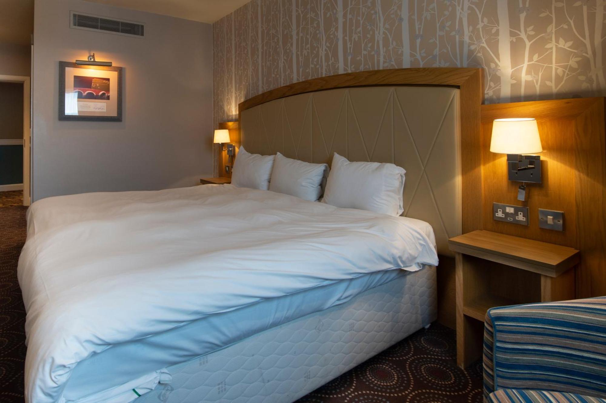 Sandford House Hotel Wetherspoon Huntingdon Exteriör bild