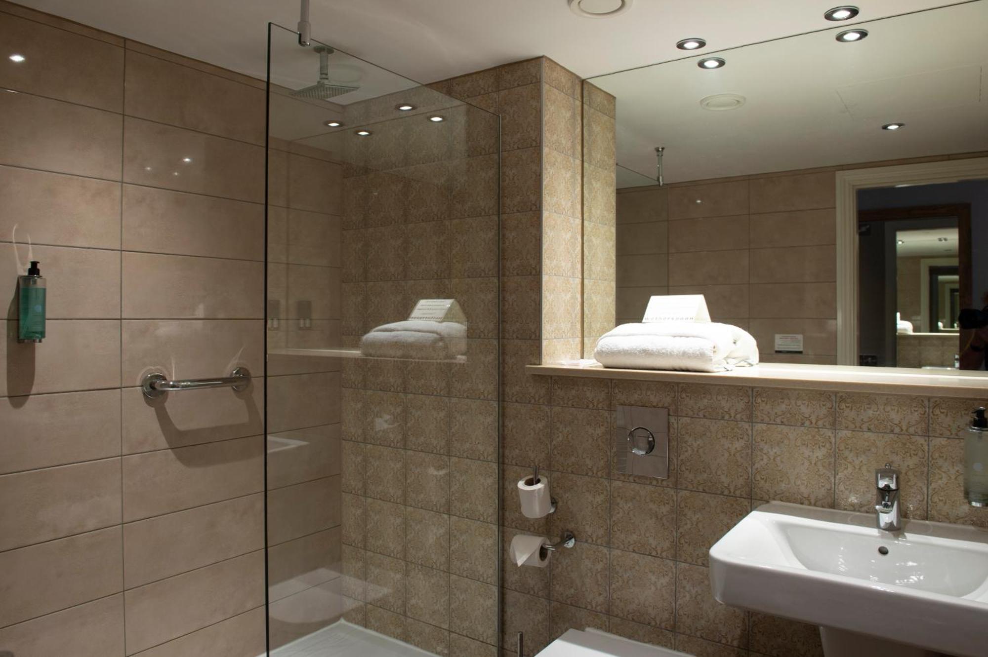 Sandford House Hotel Wetherspoon Huntingdon Exteriör bild