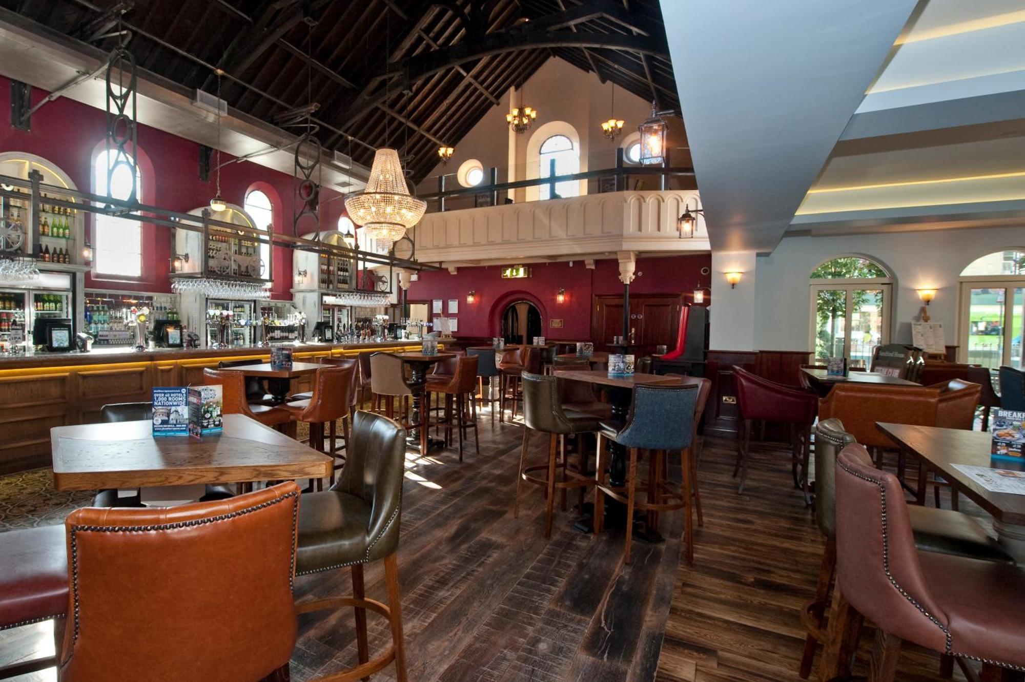 Sandford House Hotel Wetherspoon Huntingdon Exteriör bild